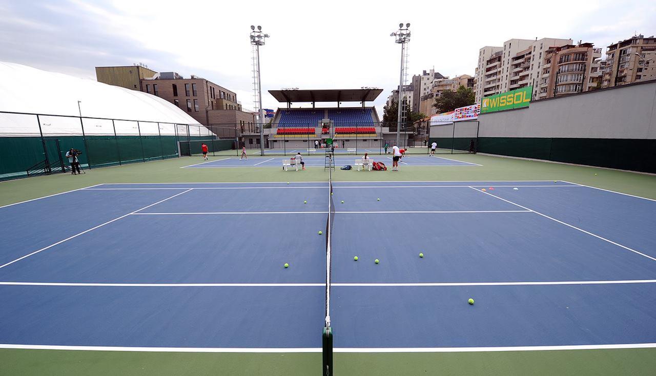 Tbilisi Apartment Tennis Court エクステリア 写真