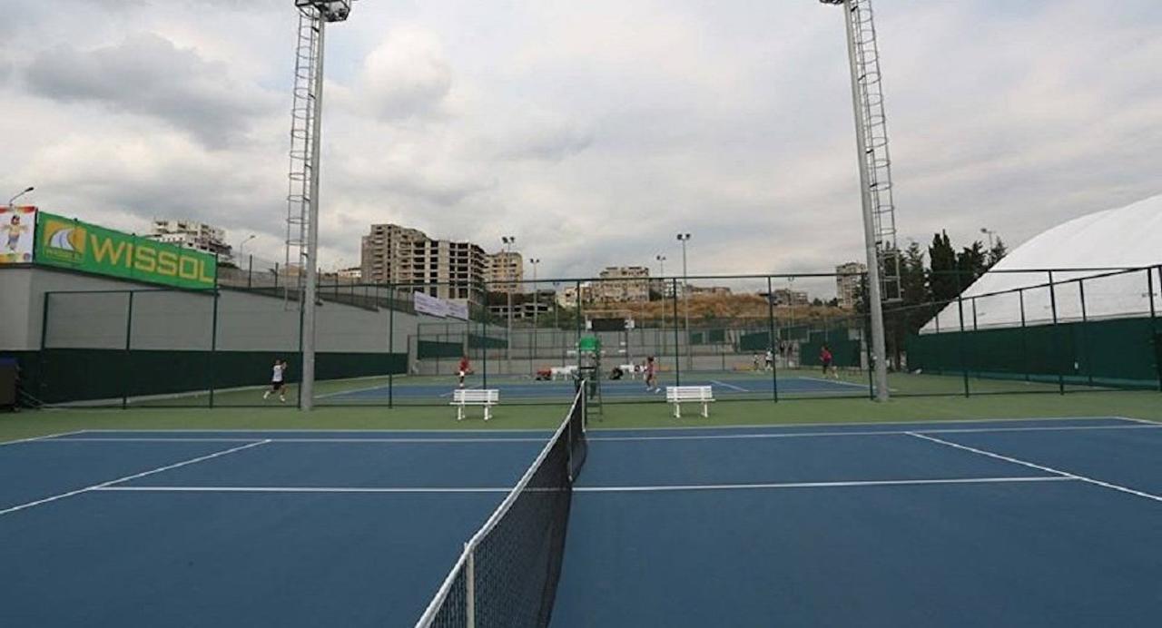 Tbilisi Apartment Tennis Court エクステリア 写真