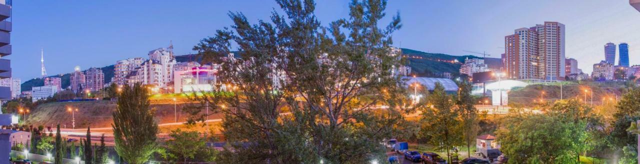 Tbilisi Apartment Tennis Court エクステリア 写真